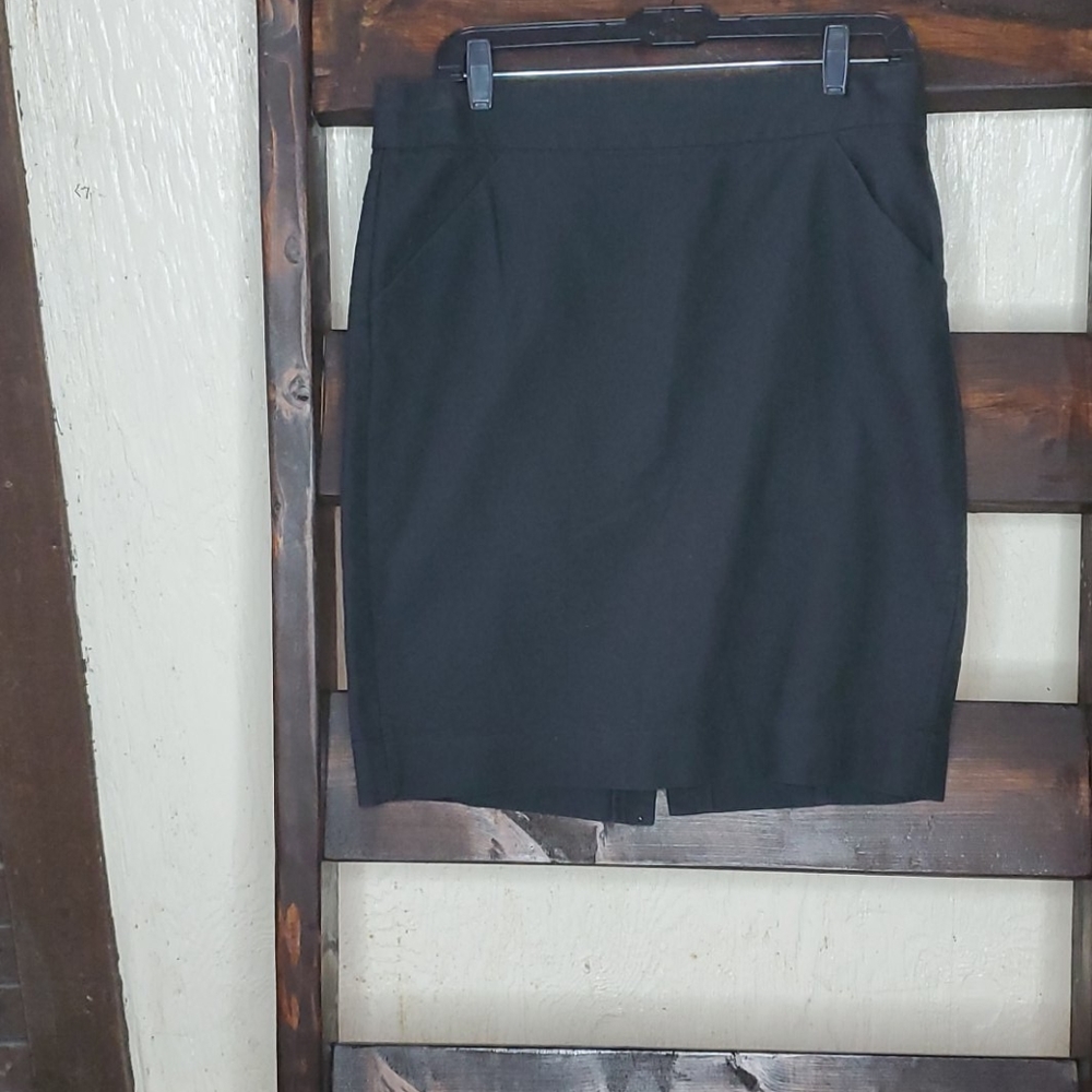 JCrew #2 Black pencil skirt sz 10.             H1
